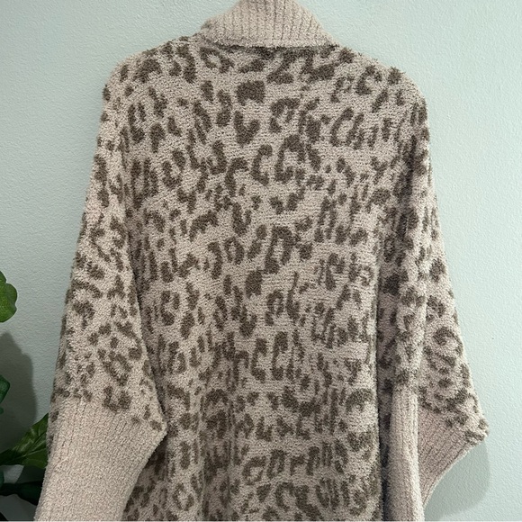 Sweet lovely by Jen 2x leopard super soft cozy cocoon sweater with pockets - Picture 13 of 13